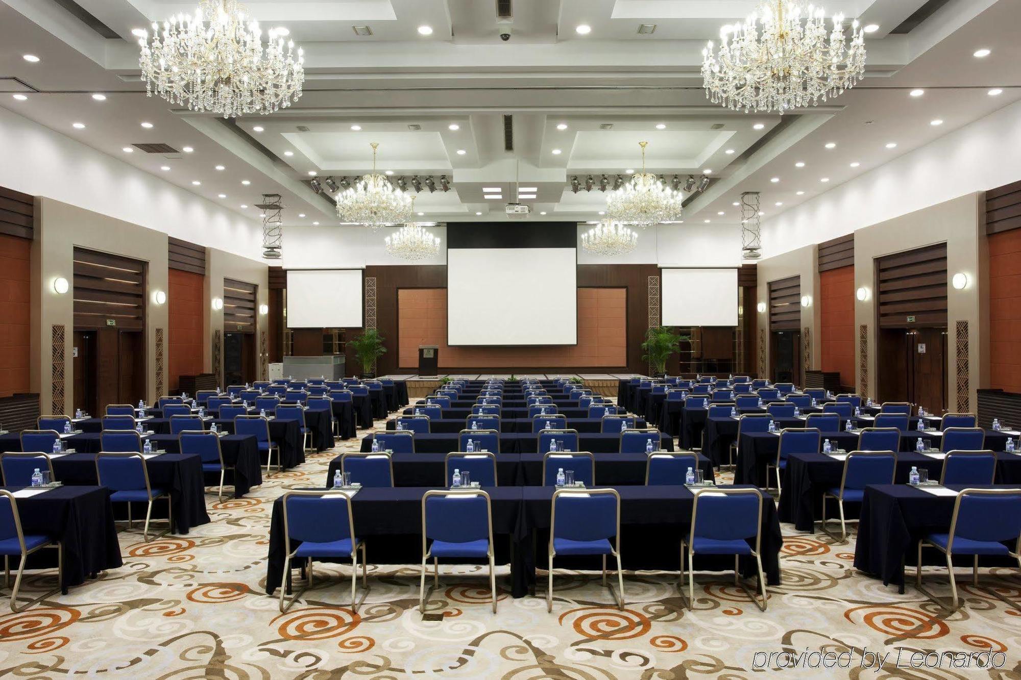 Holiday Inn Central Plaza Peking Létesítmények fotó