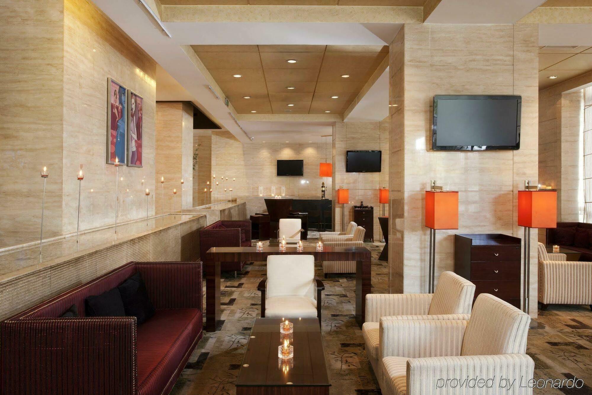 Holiday Inn Central Plaza Peking Beltér fotó